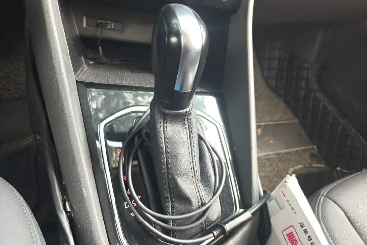 Used Jetta VS7 2020 1.4T Automatic Entry-Level Trim Gear Lever