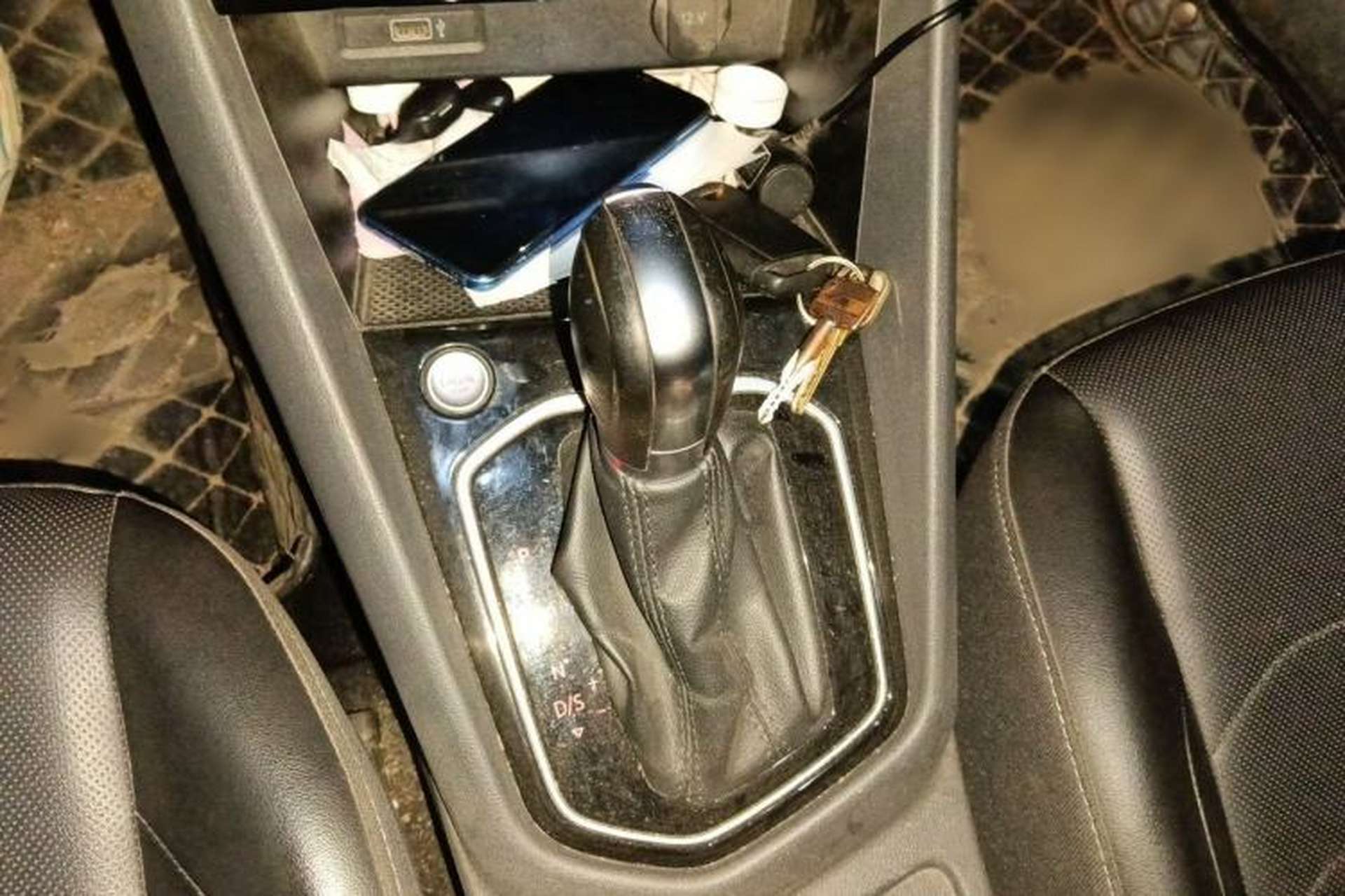 Used Jetta VS7 2020 1.4T Automatic Glory Edition Gear Lever