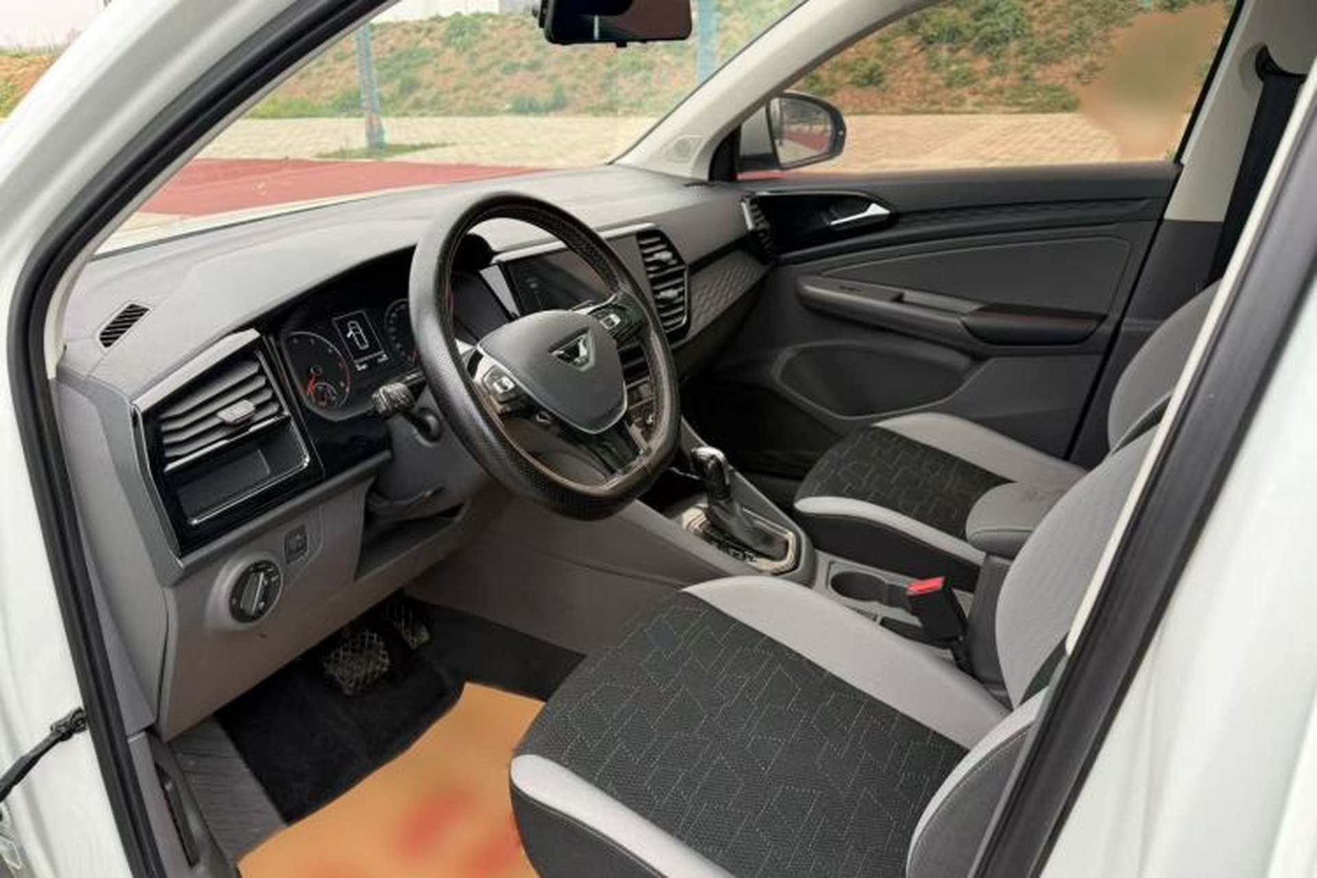 Used Jetta VS7 2020 1.4T Automatic Entry-Level Trim Interior 1
