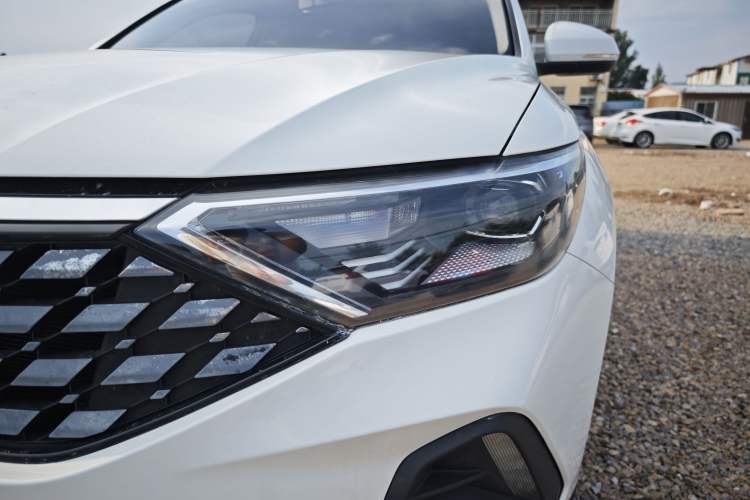 Used Jetta VS7 2020 1.4T Automatic Entry-Level Trim Left Front Headlight
