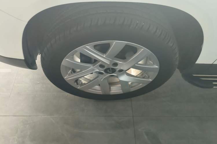 Used Jetta VS7 2020 1.4T Automatic Enjoyment Model Left Front Wheel Hub
