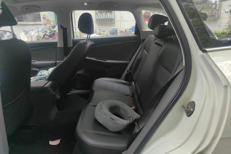 Used Jetta VS7 2020 1.4T Automatic Glory Edition Left Rear Seat