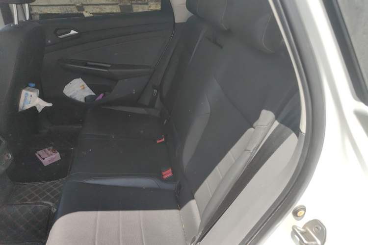Used Jetta VS7 2020 1.4T Automatic Glory Edition Left Rear Seat