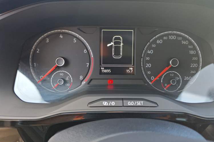 Used Jetta VS7 2020 1.4T Automatic Enjoyment Model Odometer Close Up