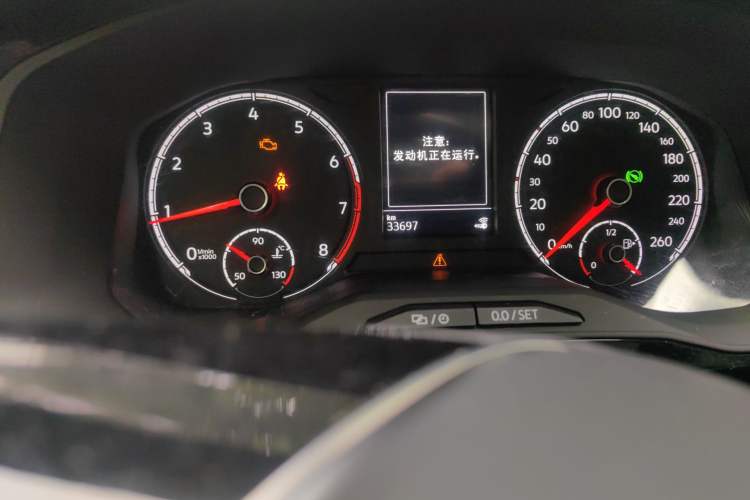 Used Jetta VS7 2020 1.4T Automatic Glory Edition Odometer Close Up