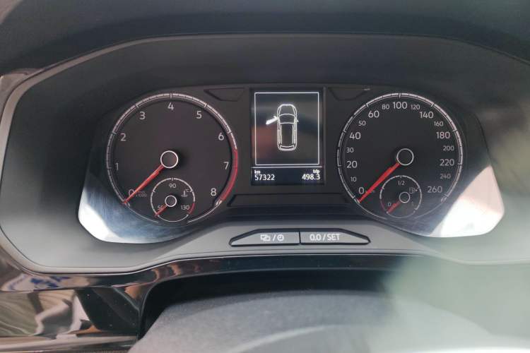 Used Jetta VS7 2020 1.4T Automatic Enjoyment Model Odometer Close Up