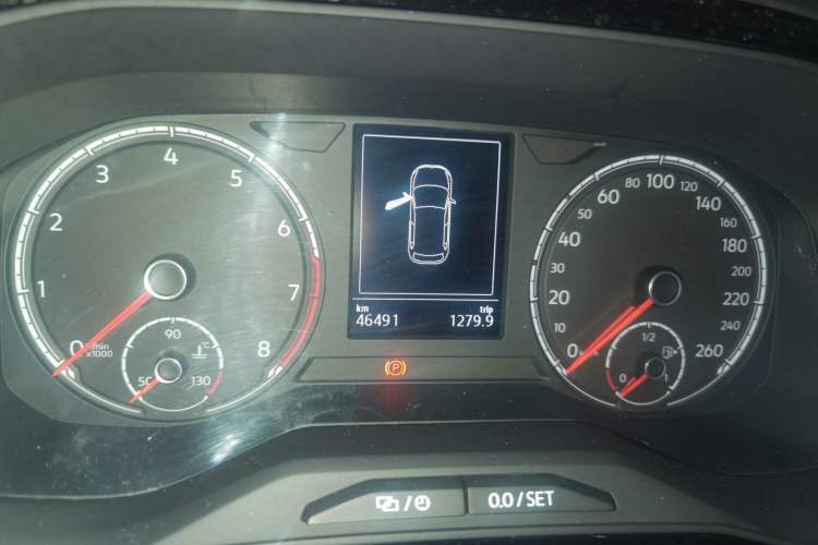 Used Jetta VS7 2020 1.4T Automatic Entry-Level Trim Odometer Close Up