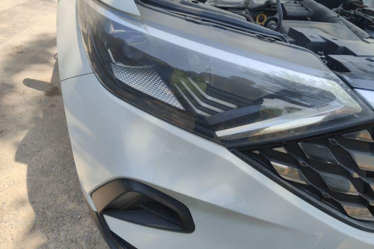 Used Jetta VS7 2020 1.4T Automatic Glory Edition Right Front Headlight