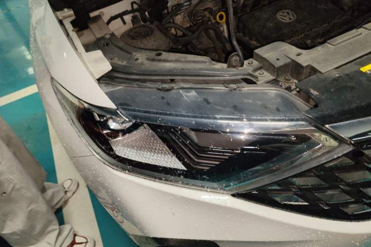 Used Jetta VS7 2020 1.4T Automatic Glory Edition Right Front Headlight