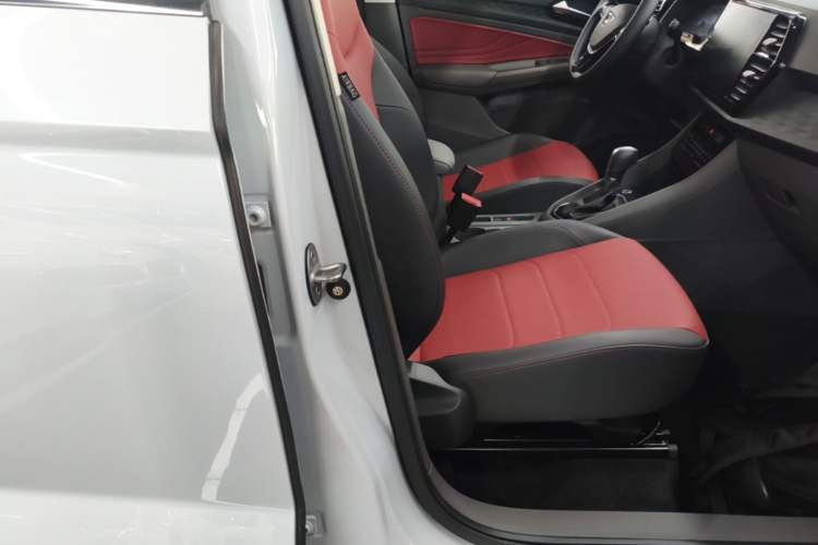 Used Jetta VS7 2020 1.4T Automatic Glory Edition Right Front Seat