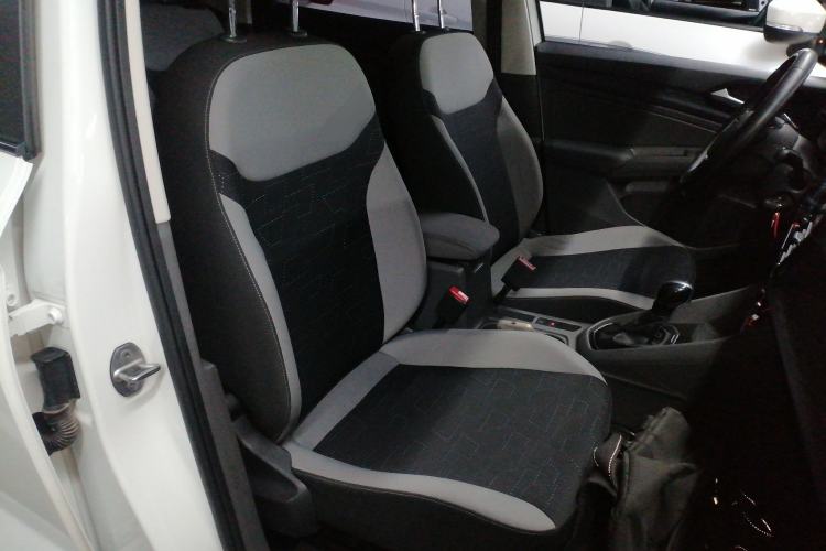 Used Jetta VS7 2020 1.4T Automatic Entry-Level Trim Right Front Seat