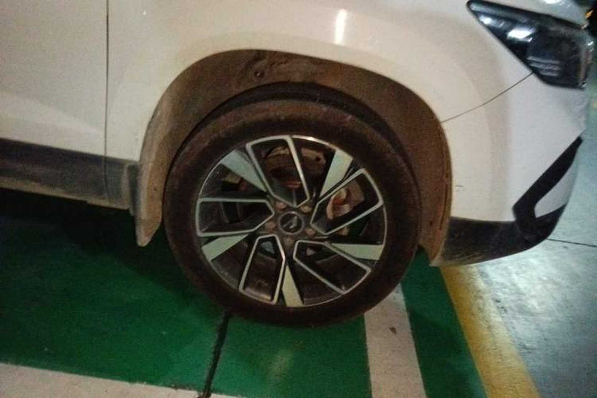 Used Jetta VS7 2020 1.4T Automatic Glory Edition Right Front Wheel Hub