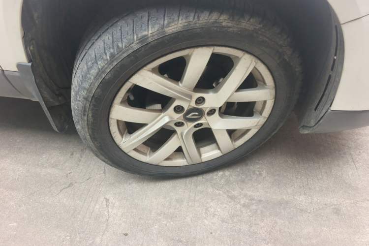 Used Jetta VS7 2020 1.4T Automatic Enjoyment Model Right Front Wheel Hub