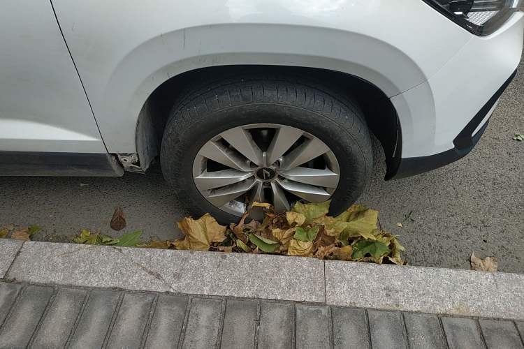 Used Jetta VS7 2020 1.4T Manual Entry-Level Trim Right Front Wheel Hub
