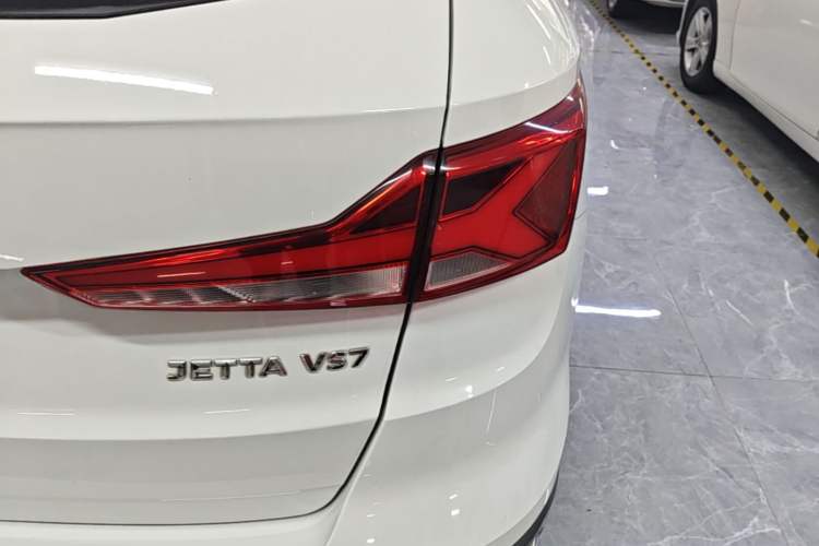 Used Jetta VS7 2020 1.4T Automatic Glory Edition Right Rear Taillight