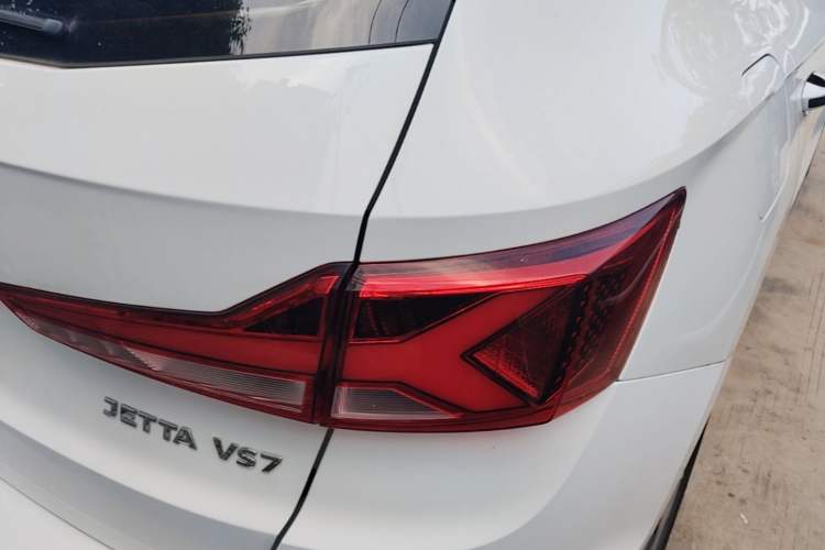 Used Jetta VS7 2020 1.4T Automatic Enjoyment Model Right Rear Taillight