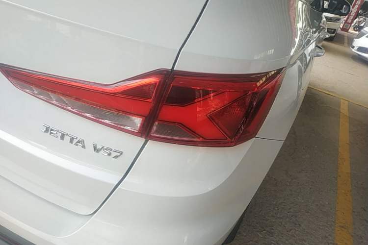 Used Jetta VS7 2020 1.4T Automatic Glory Edition Right Rear Taillight