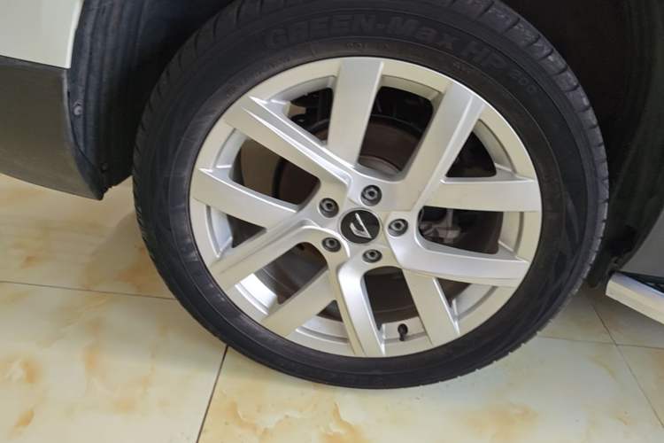 Used Jetta VS7 2020 1.4T Automatic Enjoyment Model Right Rear Wheel Hub