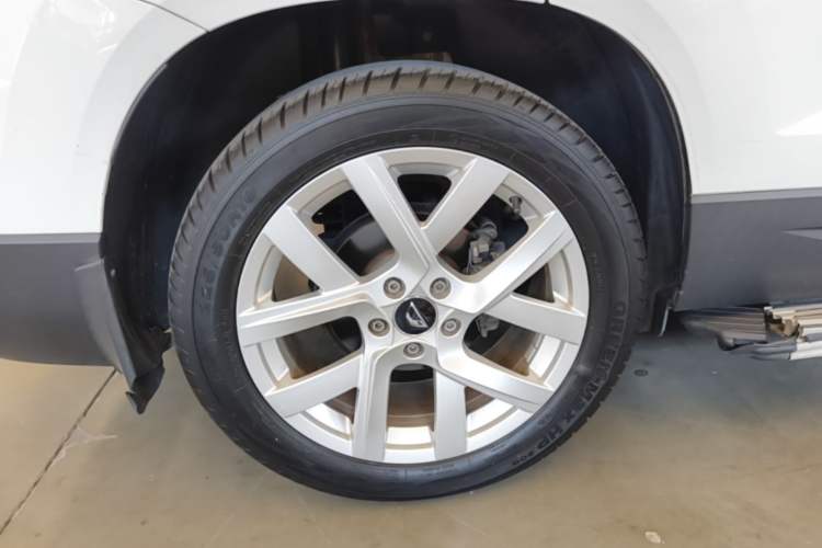 Used Jetta VS7 2020 1.4T Automatic Enjoyment Model Right Rear Wheel Hub
