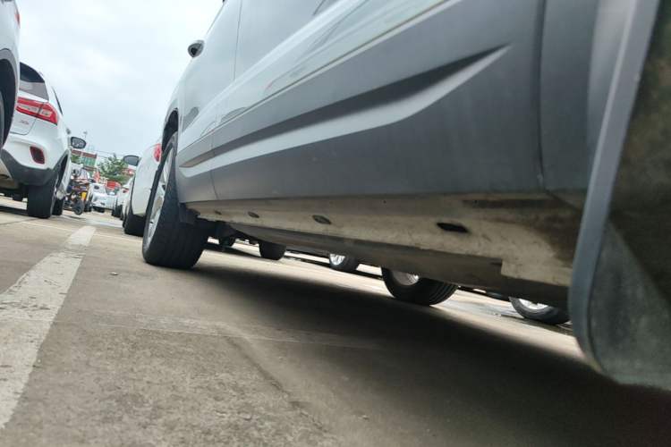 Used Jetta VS7 2020 1.4T Automatic Enjoyment Model Right Side Sill