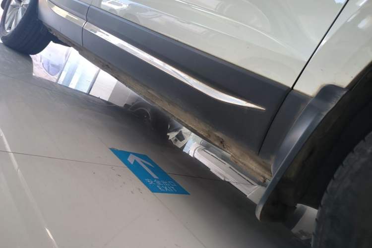 Used Jetta VS7 2020 1.4T Automatic Entry-Level Trim Right Side Sill