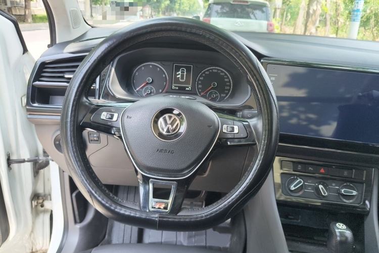 Used Jetta VS7 2020 1.4T Automatic Enjoyment Model Steering Wheel