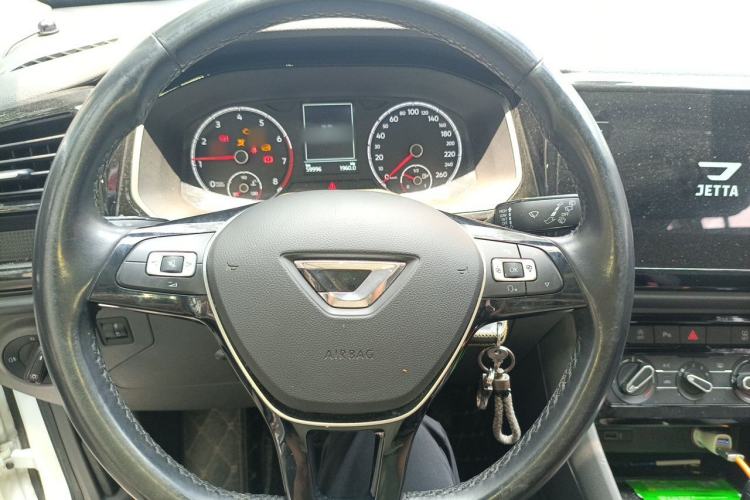 Used Jetta VS7 2020 1.4T Automatic Entry-Level Trim Steering Wheel