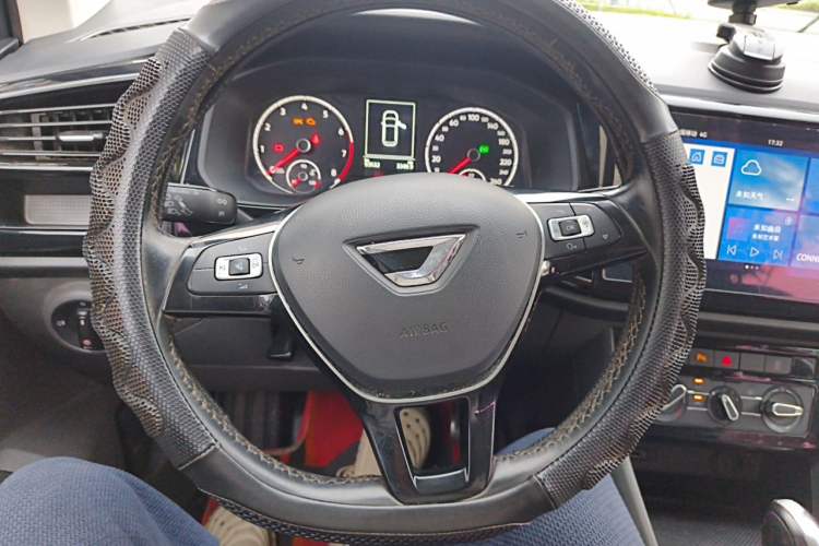 Used Jetta VS7 2020 1.4T Automatic Enjoyment Model Steering Wheel