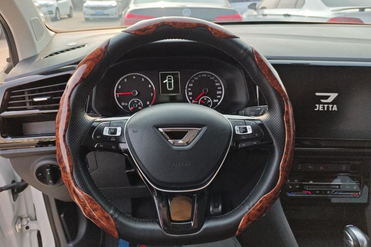 Used Jetta VS7 2020 1.4T Automatic Glory Edition Steering Wheel