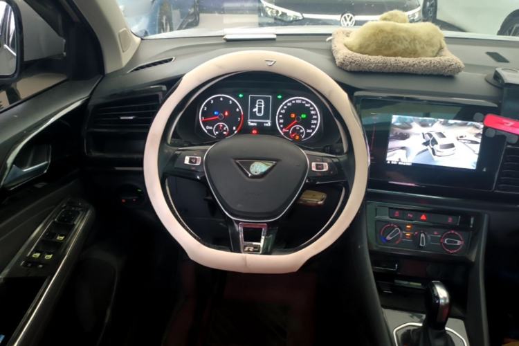 Used Jetta VS7 2020 1.4T Automatic Entry-Level Trim Steering Wheel