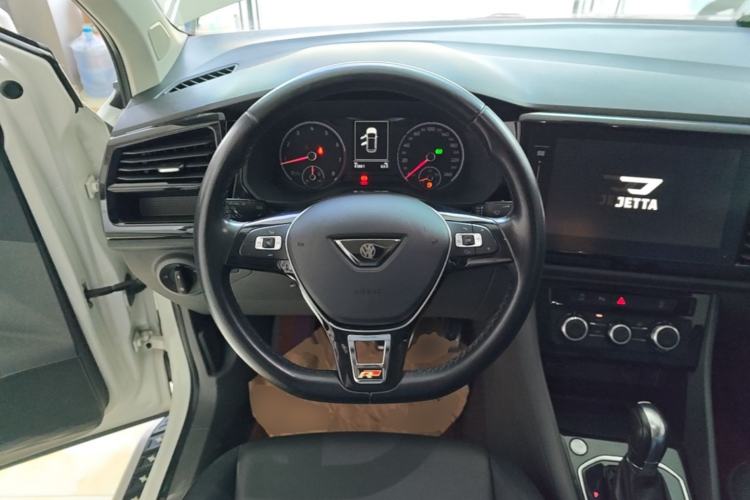 Used Jetta VS7 2020 1.4T Automatic Enjoyment Model Steering Wheel
