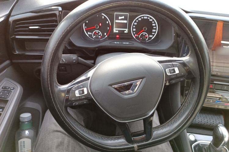Used Jetta VS7 2020 1.4T Automatic Glory Edition Steering Wheel