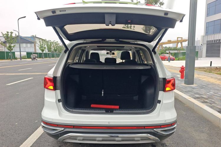 Used Jetta VS7 2020 1.4T Automatic Enjoyment Model Trunk