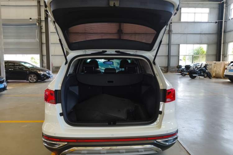 Used Jetta VS7 2020 1.4T Automatic Enjoyment Model Trunk