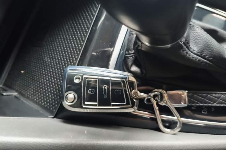 Used Jetta VS7 2020 1.4T Automatic Enjoyment Model Vehicle Key