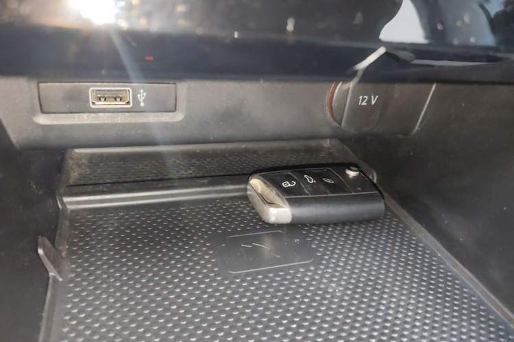 Used Jetta VS7 2020 1.4T Automatic Enjoyment Model Vehicle Key