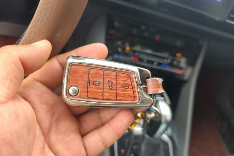 Used Jetta VS7 2020 1.4T Automatic Glory Edition Vehicle Key