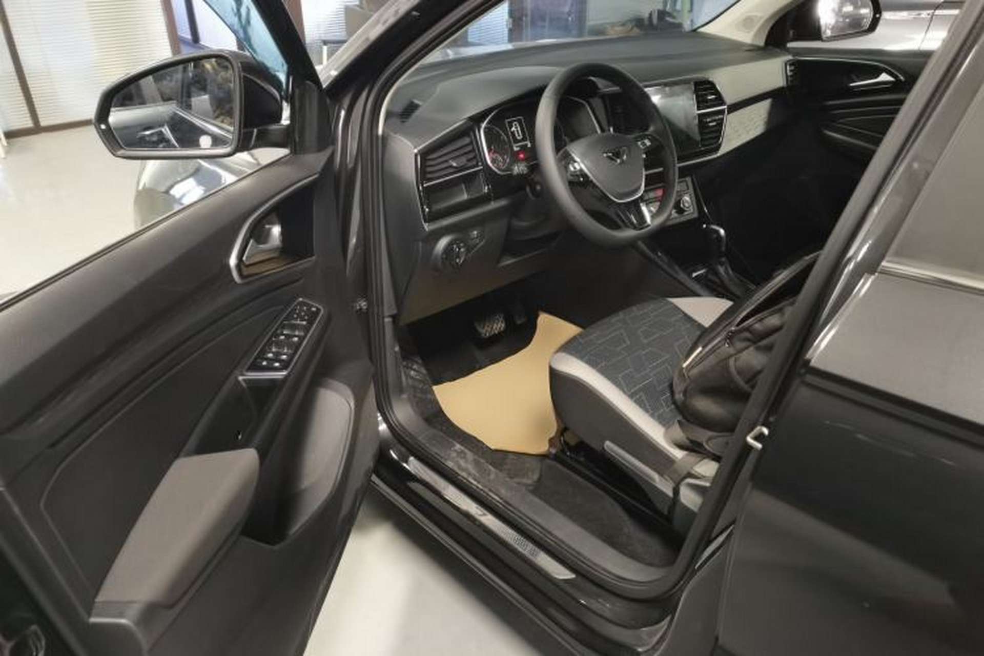 Used Jetta VS7 2021 1.4T Automatic Entry Model Driver Seat