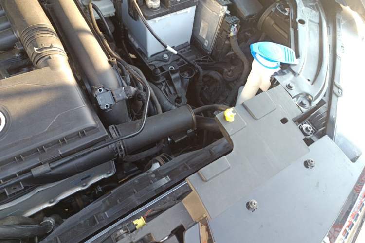 Used Jetta VS7 2021 Black Edition 1.4T Automatic Enjoyment Model Engine Bay Left