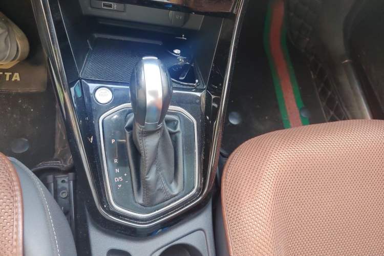 Used Jetta VS7 2021 1.4T Automatic Enjoyment Edition Gear Lever