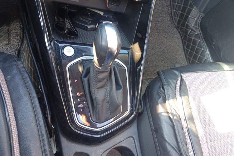 Used Jetta VS7 2021 Black Edition 1.4T Automatic Enjoyment Model Gear Lever