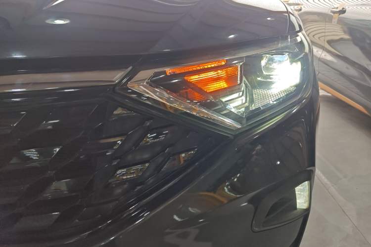 Used Jetta VS7 2021 Black Edition 1.4T Automatic Enjoyment Model Left Front Headlight