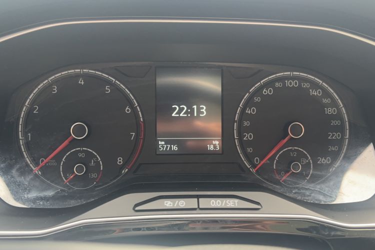 Used Jetta VS7 2021 Black Edition 1.4T Automatic Enjoyment Model Odometer Close Up