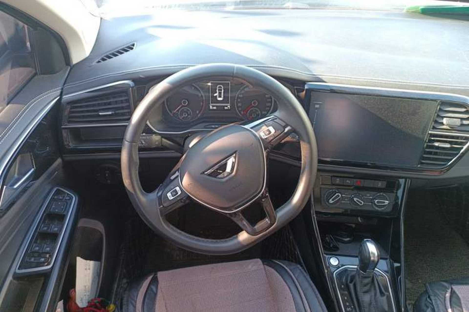 Used Jetta VS7 2021 Black Edition 1.4T Automatic Enjoyment Model Steering Wheel