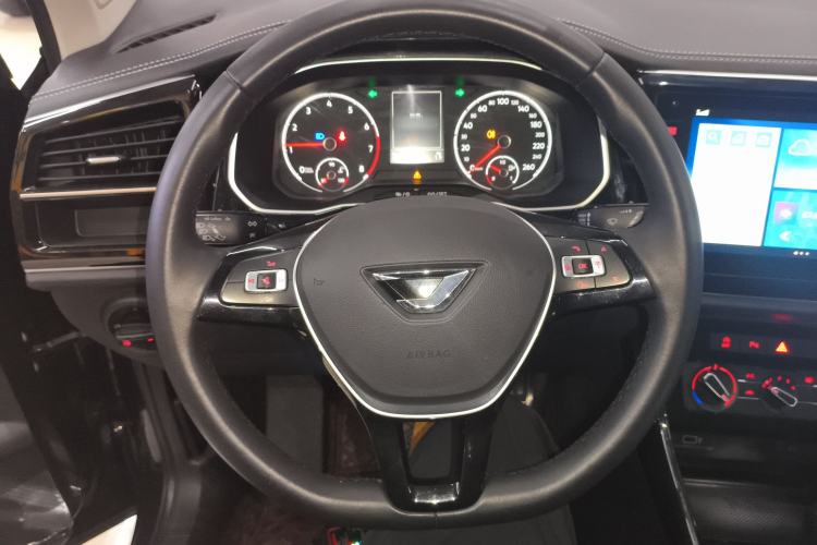 Used Jetta VS7 2021 Black Edition 1.4T Automatic Enjoyment Model Steering Wheel