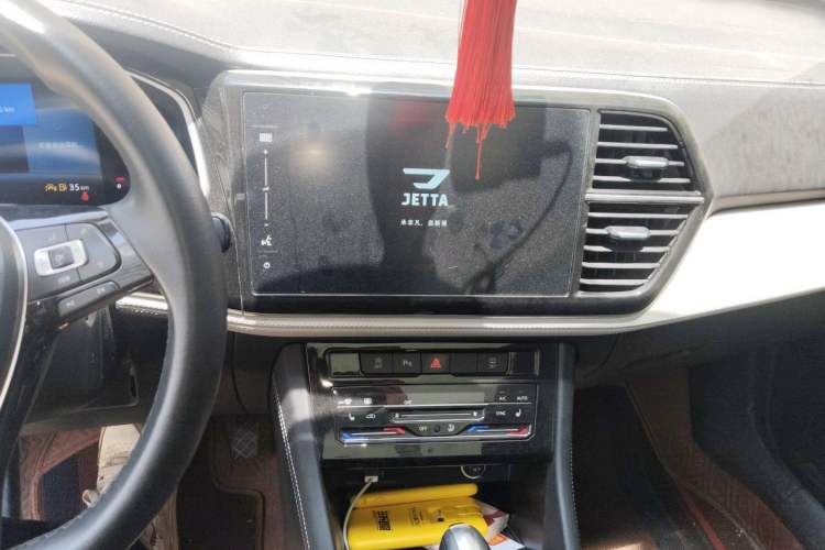 Used Jetta VS7 2021 1.4T Automatic Glory Edition Audio And AC Panel