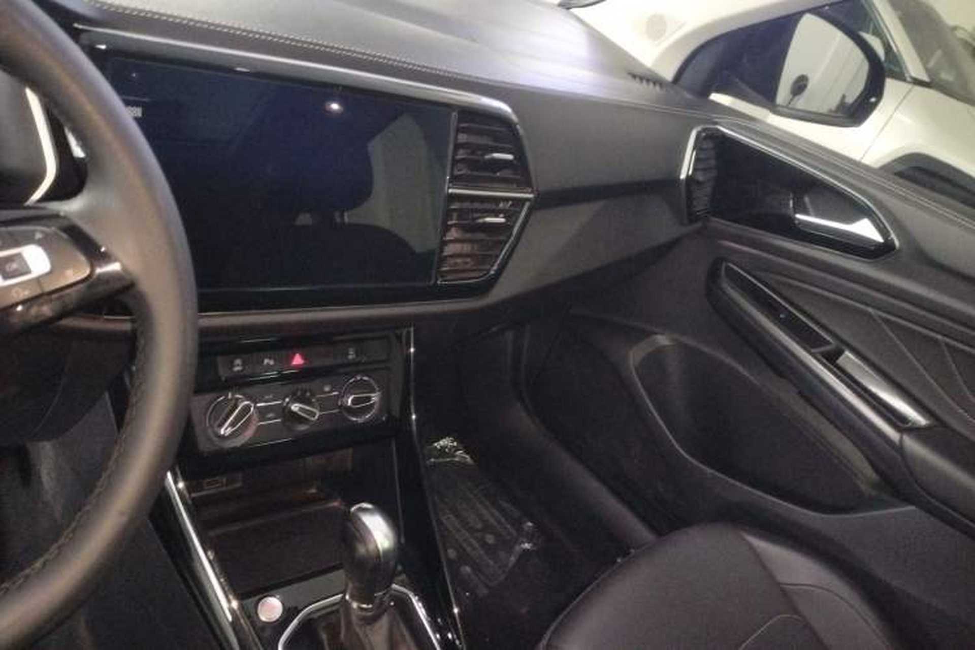 Used Jetta VS7 2021 Black Edition 1.4T Automatic Enjoyment Model Audio And AC Panel