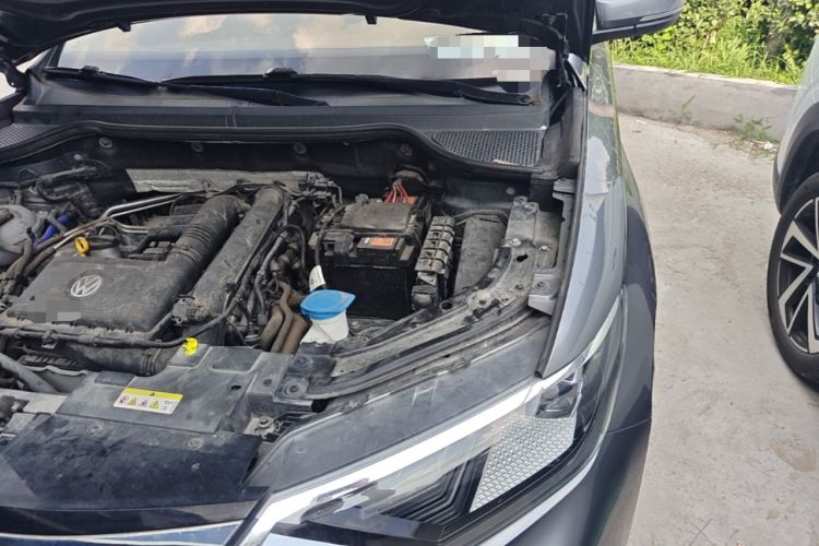 Used Jetta VS7 2021 1.4T Automatic Entry Model Engine Bay Left