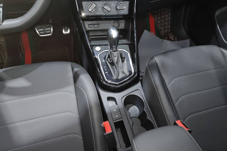Used Jetta VS7 2021 1.4T Automatic Enjoyment Edition Gear Lever