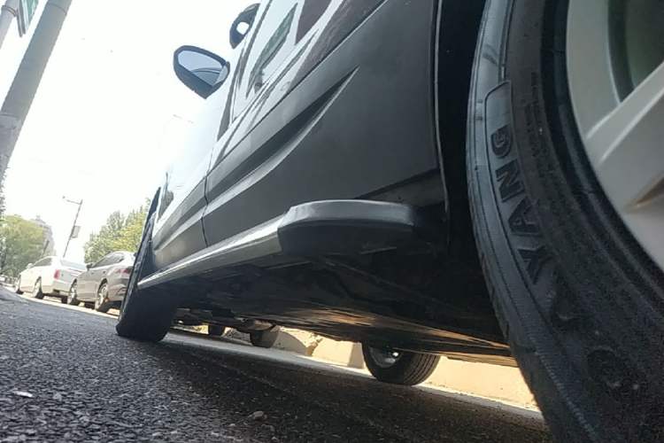 Used Jetta VS7 2021 1.4T Automatic Enjoyment Edition Left Side Sill